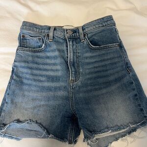 Denim forum arlo short, size 26 (Aritzia)